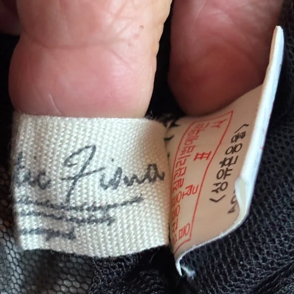 Romantic Fiona Elegant Black Sheer Sleeveless Top with Floral Accents Small - Picture 8 of 9